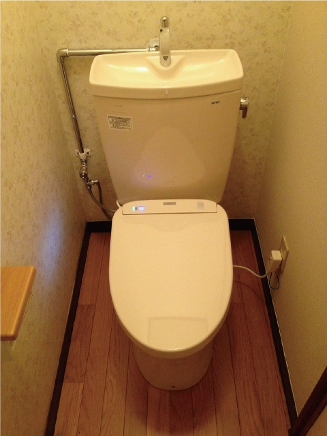 お掃除がしやすいトイレへ